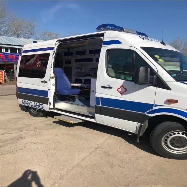 德宏私人长途救护车出租转院回家